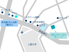 JR四ッ谷駅麹町口に向かい直進します。