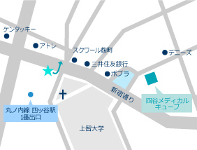 新宿通りに沿って直進し、四ッ谷駅前交差点を左に曲がります。